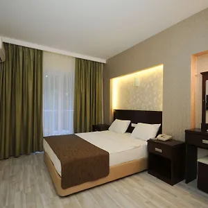 Club Palm ** Armutalan