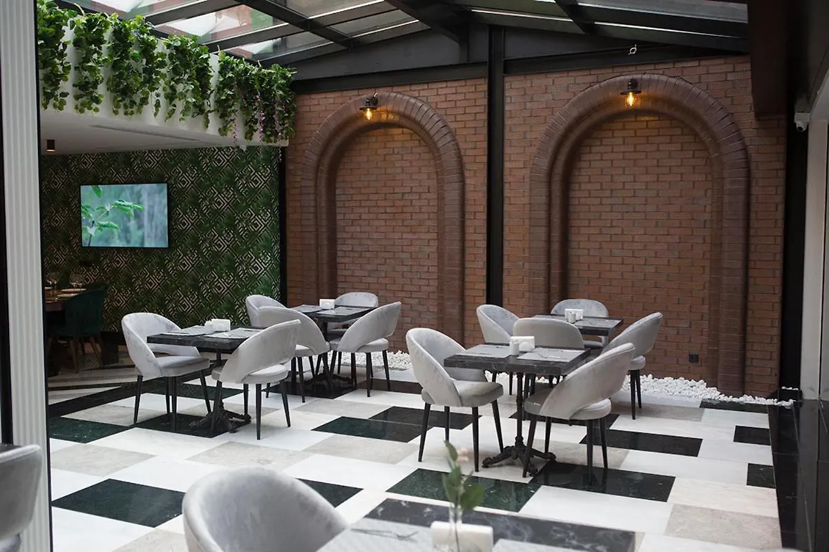 Emens Hotel İzmir 3*,