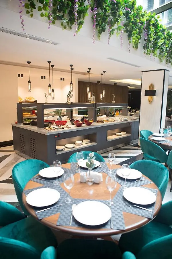 Emens Hotel İzmir 3*,